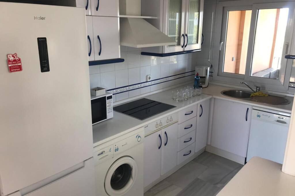 Precioso apartamento muy cerca de la playa Chiclana de la Frontera Exterior foto