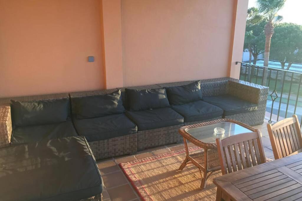 Precioso apartamento muy cerca de la playa Chiclana de la Frontera Exterior foto