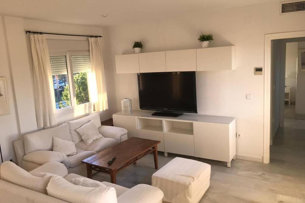 Precioso apartamento muy cerca de la playa Chiclana de la Frontera Exterior foto